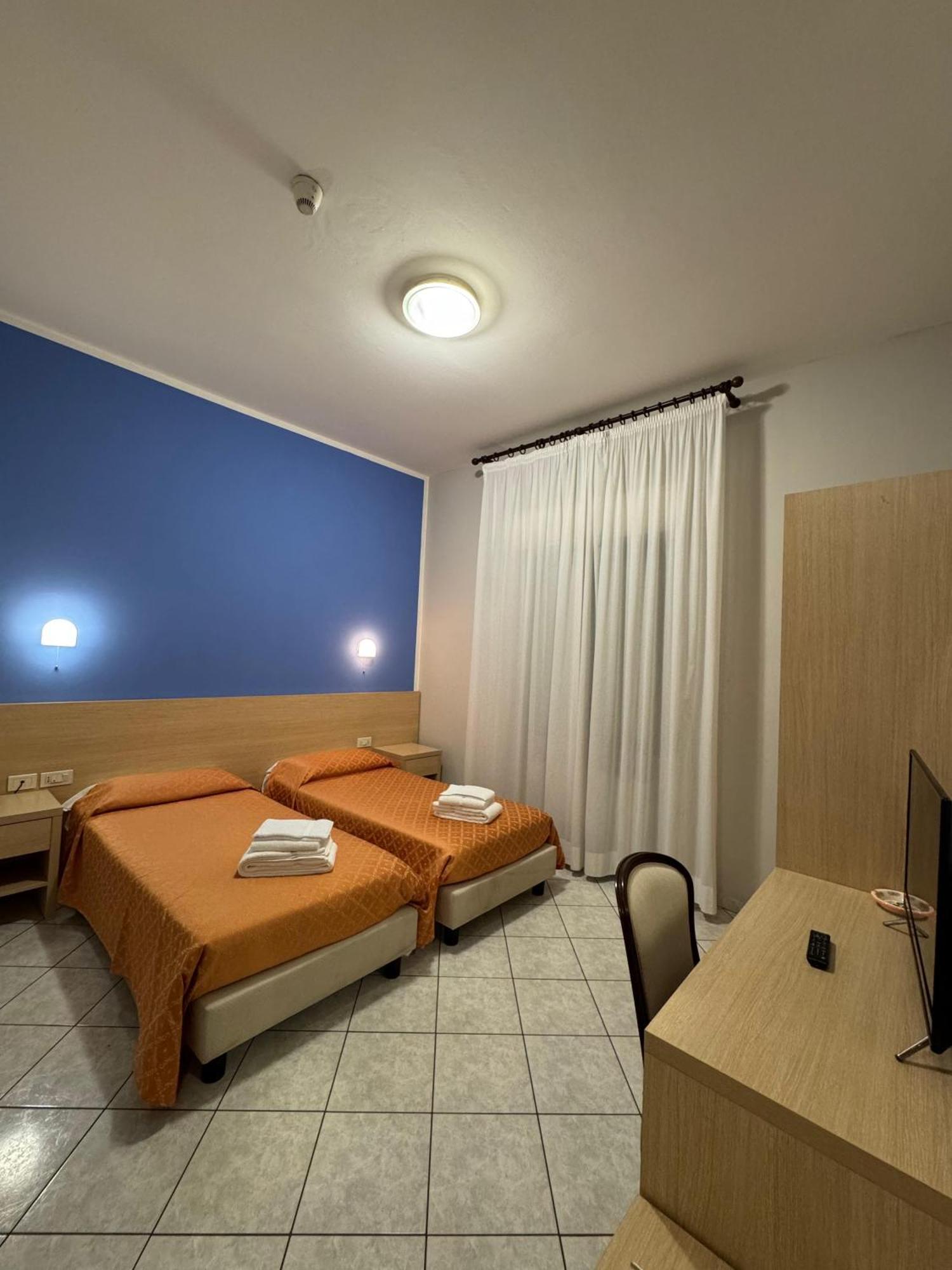 Albergo La Posta Arezzo Badia Al Pino Exterior photo