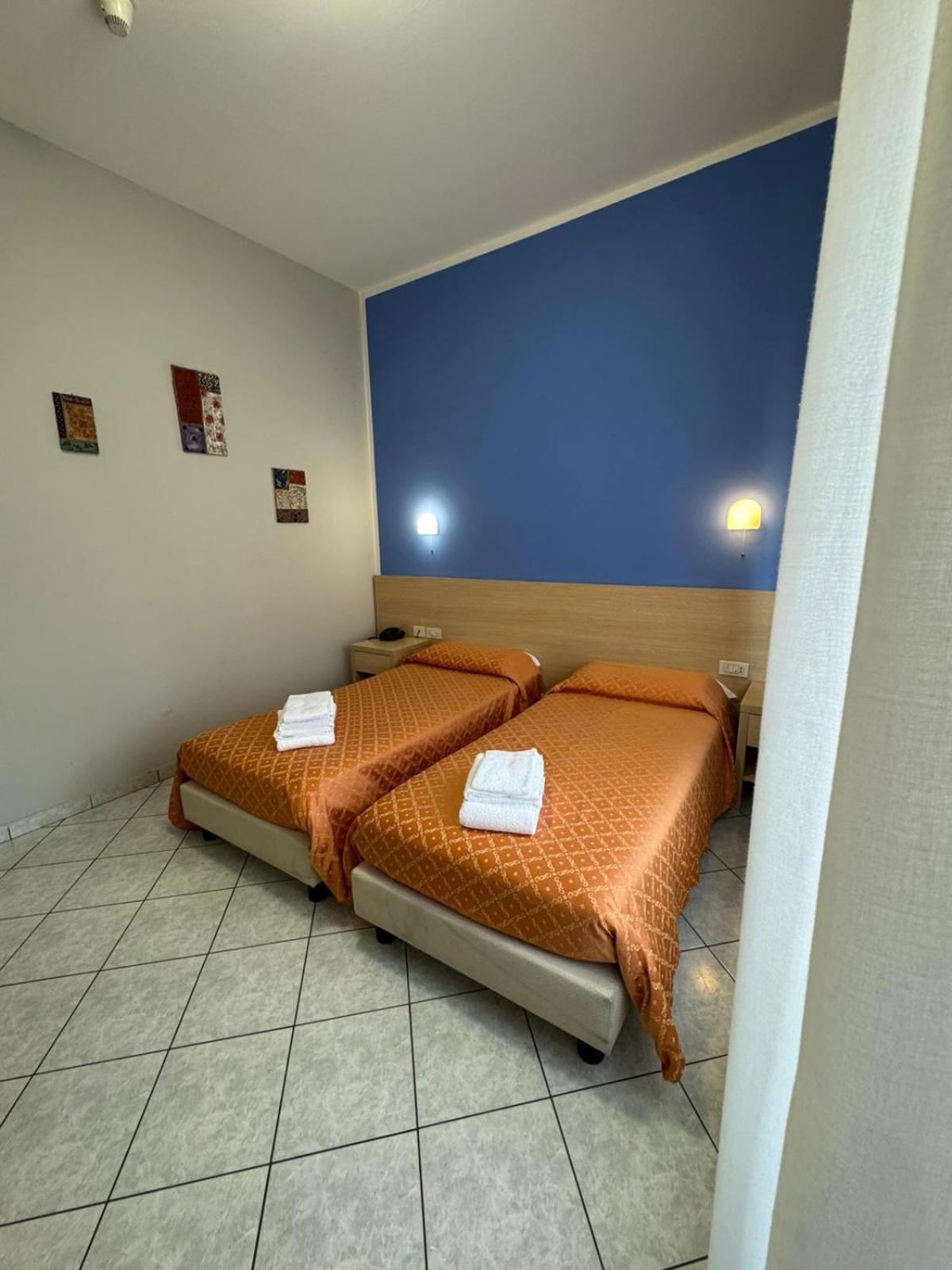Albergo La Posta Arezzo Badia Al Pino Exterior photo