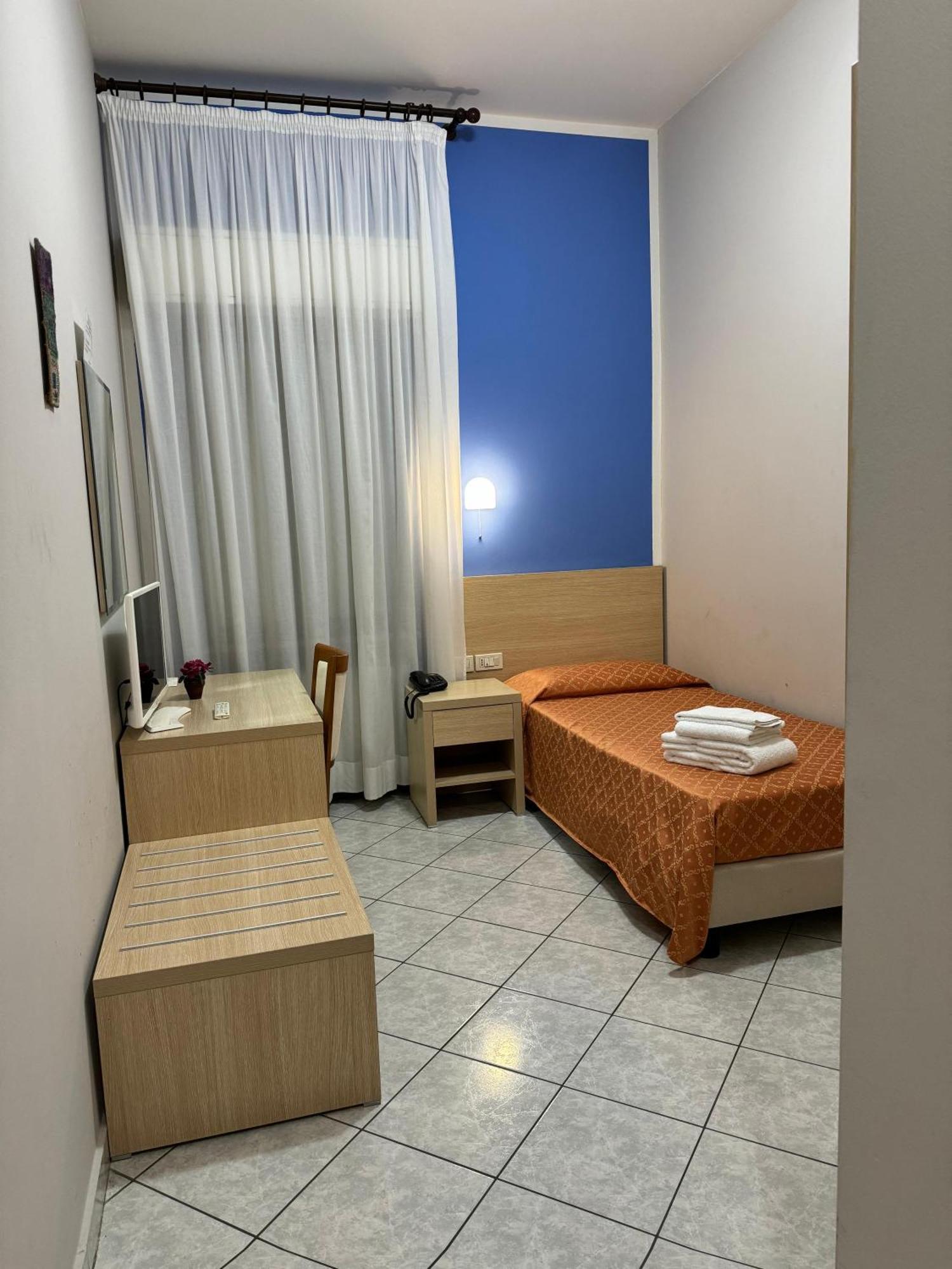Albergo La Posta Arezzo Badia Al Pino Exterior photo