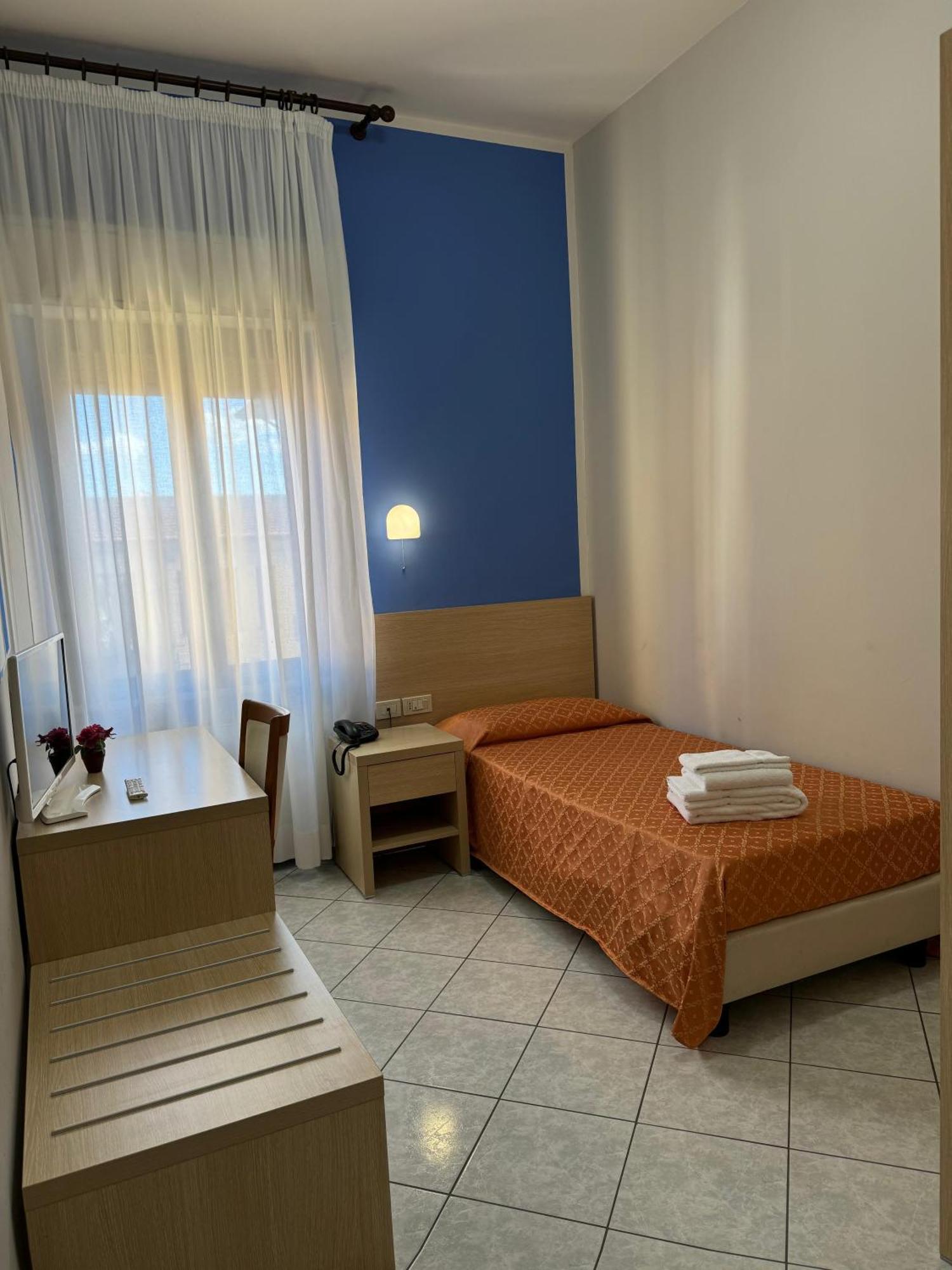 Albergo La Posta Arezzo Badia Al Pino Exterior photo