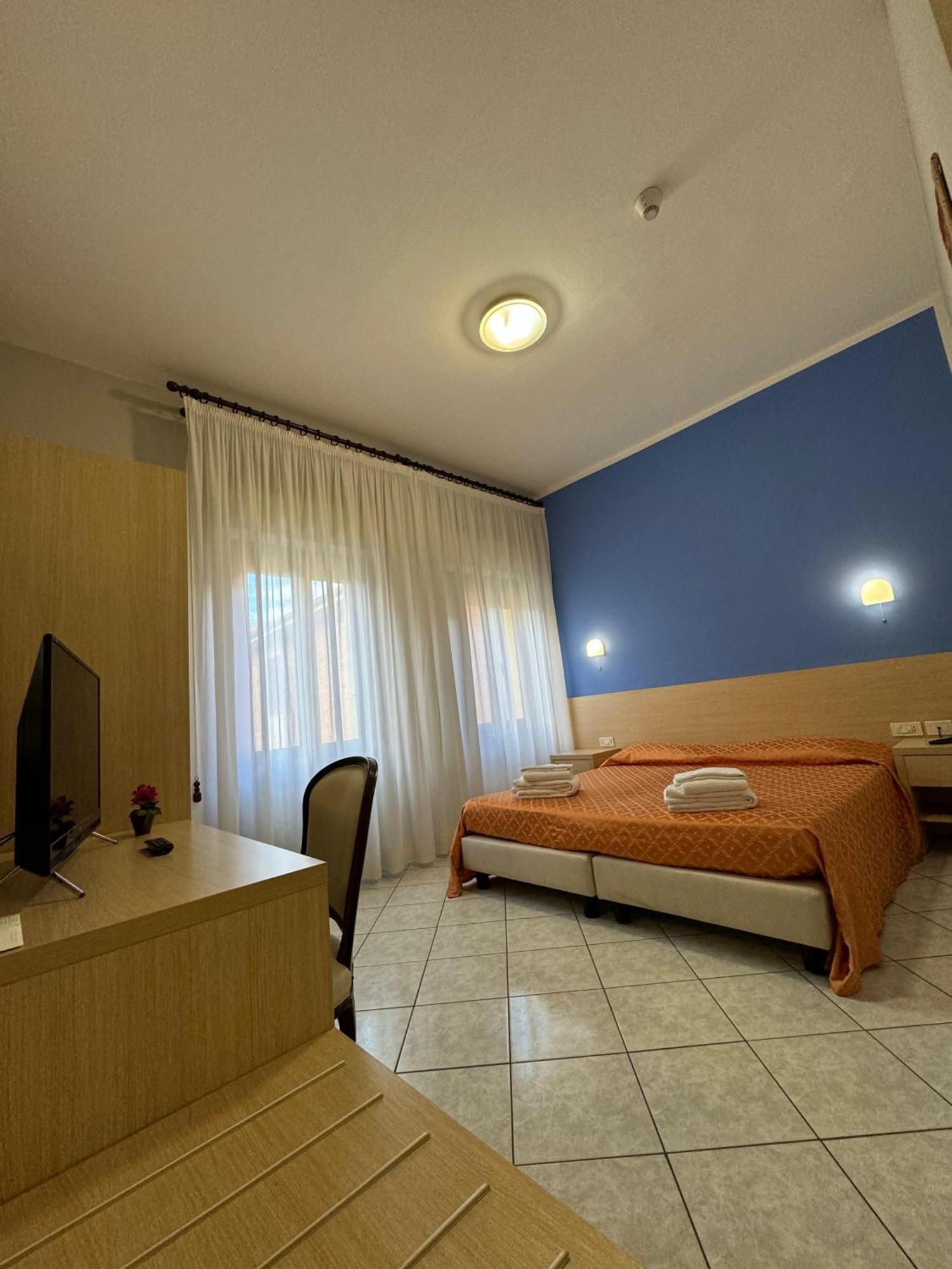 Albergo La Posta Arezzo Badia Al Pino Exterior photo