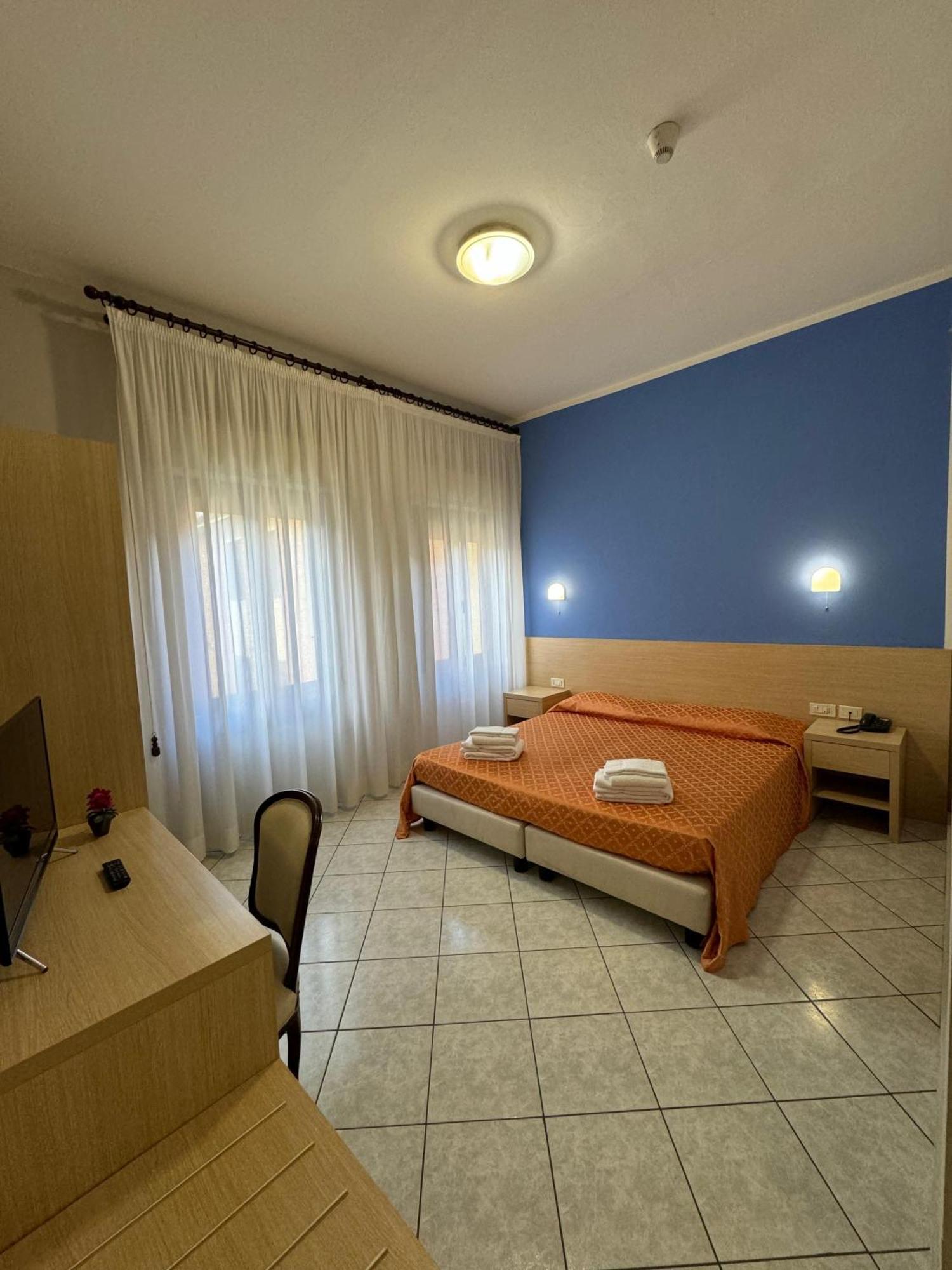 Albergo La Posta Arezzo Badia Al Pino Exterior photo