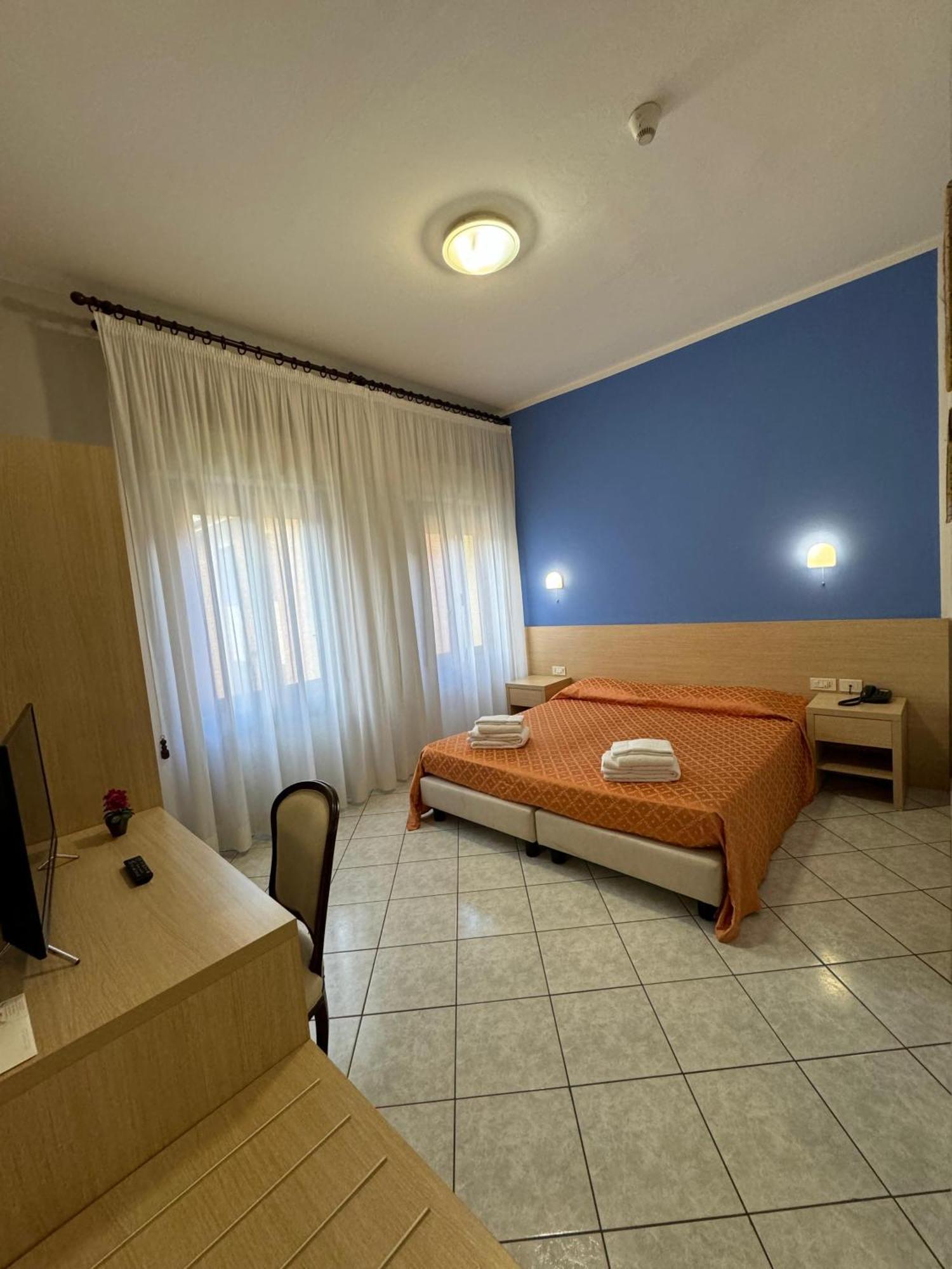 Albergo La Posta Arezzo Badia Al Pino Exterior photo