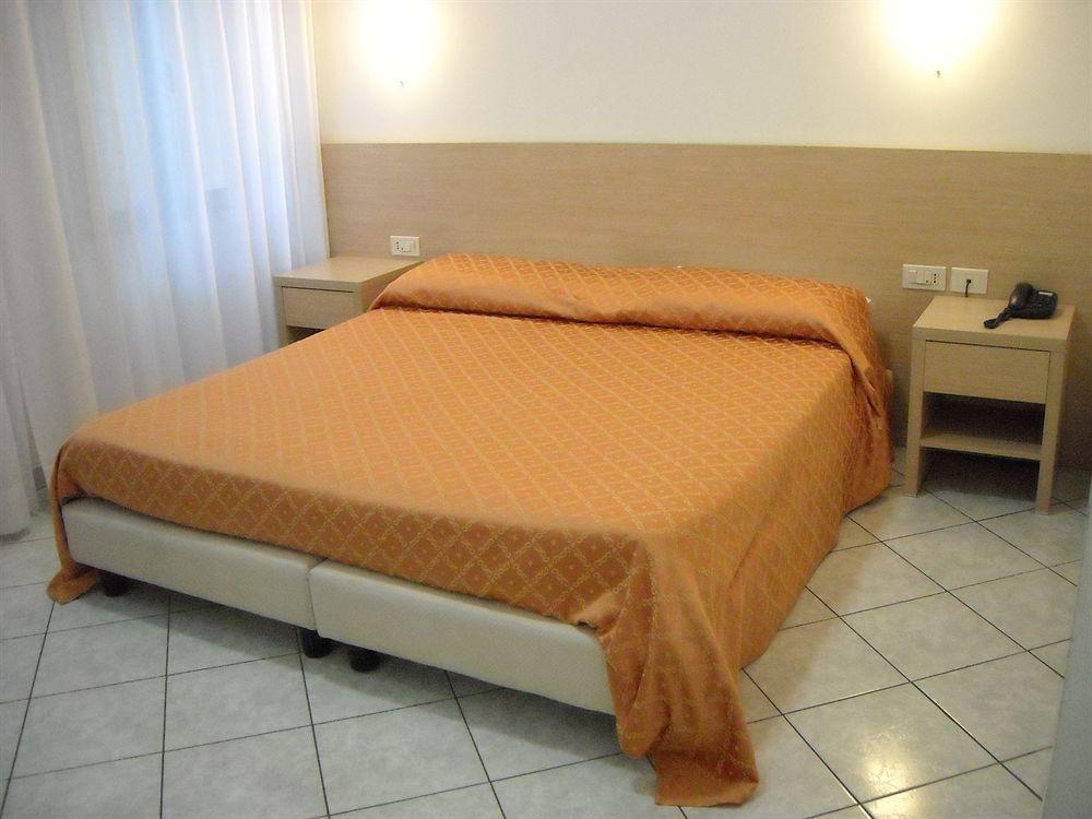 Albergo La Posta Arezzo Badia Al Pino Exterior photo